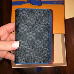 Small Men’s Louis Vuitton Pocket Wallet